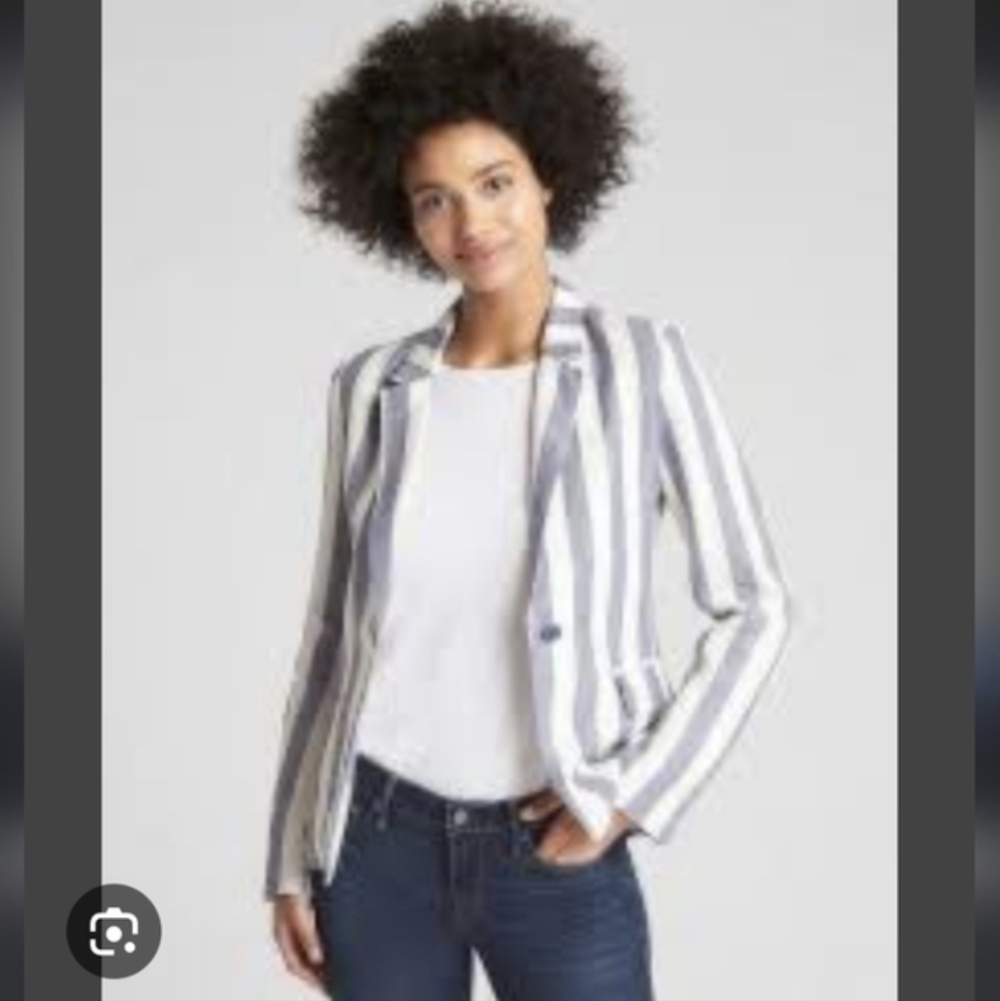 GAP Vertical Stripe Linen Blazer in White and Grey